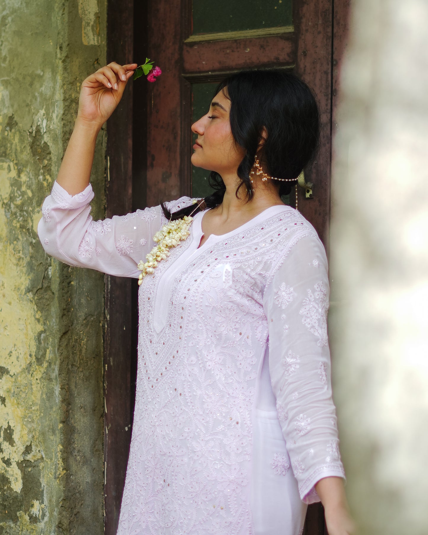 Gul-e-Shaam (Lilac Charm)
