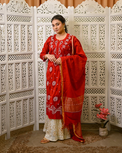 Gul-e-Laal (Scarlet Grace)