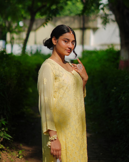Noor-e-Afroz (Sunlit Whispers)