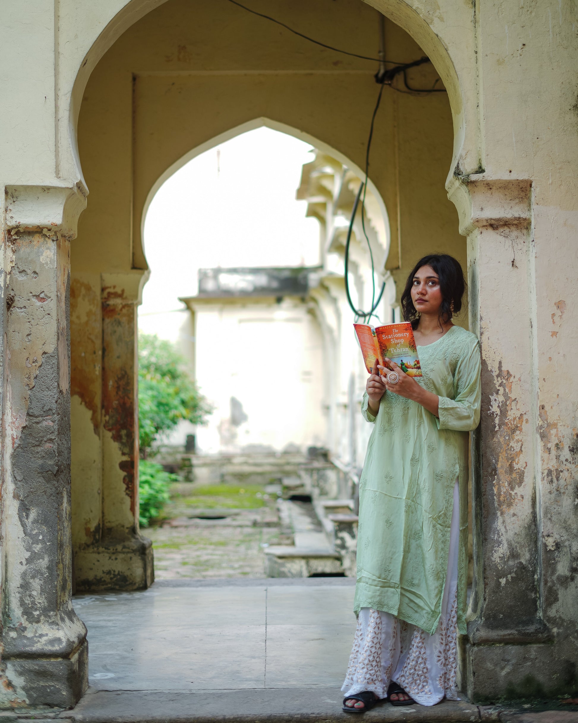 Mehfil e Sabz (Olive Grace)