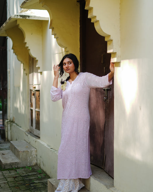 Gul-e-Shaam (Lilac Charm)