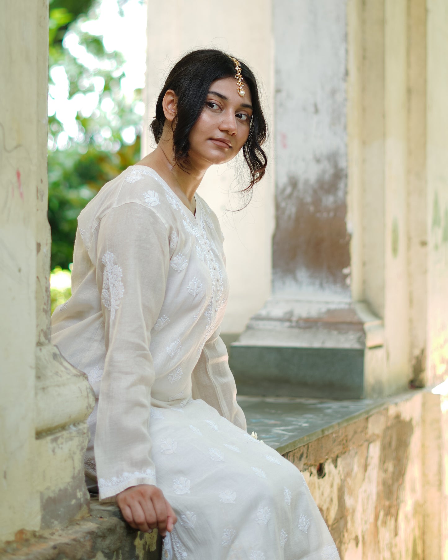 Subah-e-Noor (Ivory Whisper)