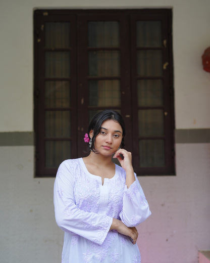 Gul-e-Nazuk (Petal Grace)