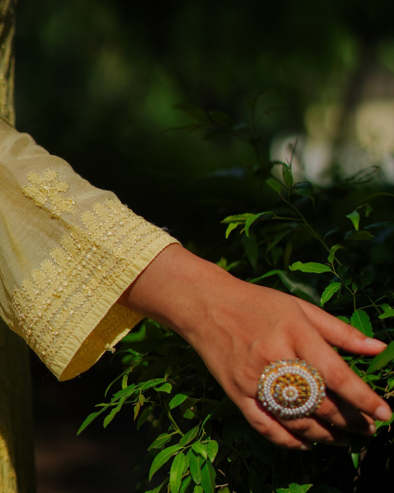 Noor - e - Afroz (Sunlit Whispers) - Nooriyat